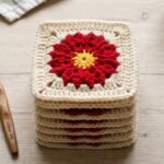 How to Crochet the Red Flower Granny Square (Free Pattern)
